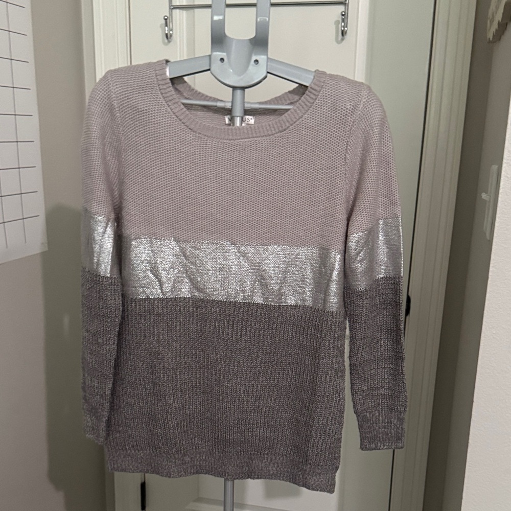 VENUS Women's Sweater in Silver and Taupe